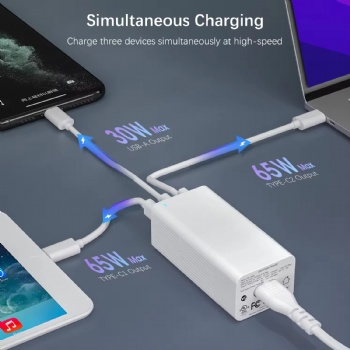100W Dual Type-C 1 USB-A Travel Charging Station